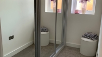 The Farnley - Walk-in Wardrobe The Farnley - Walk-in Wardrobe